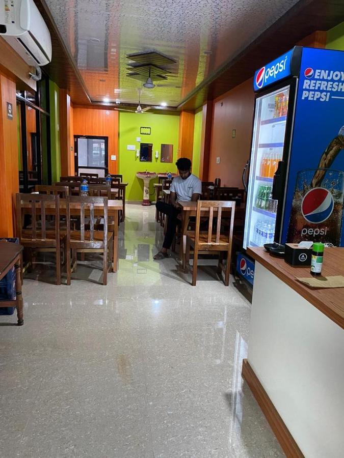 Hotel Kjs Inn Bahasi Bagian luar foto